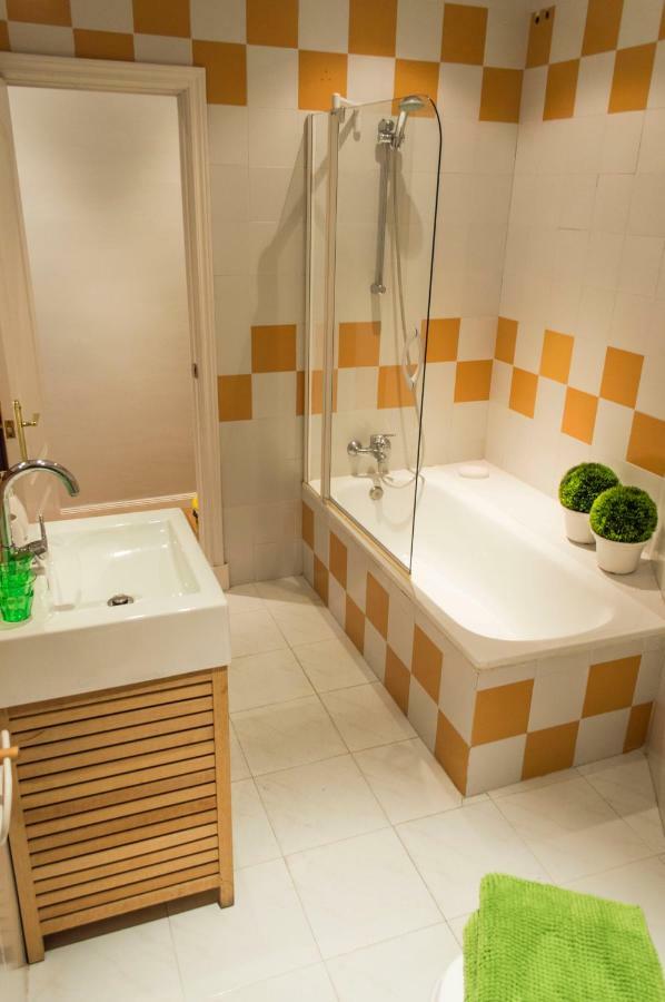 For You Rentals Centro De Madrid Apartment Temporal Lm7 Luaran gambar